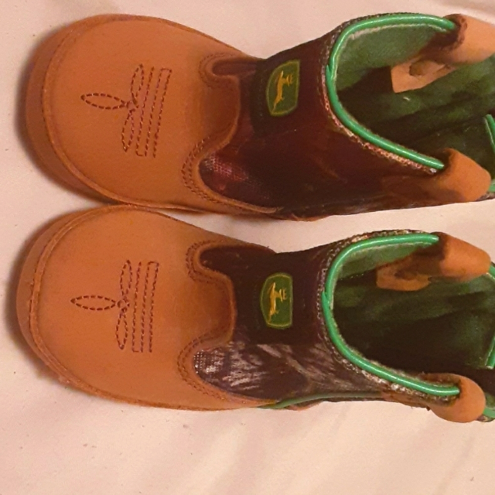 John deer baby boots